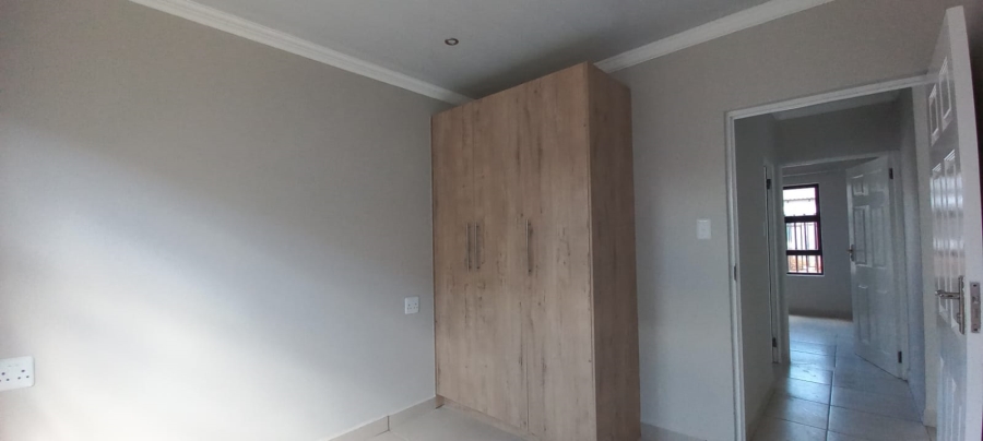 To Let 3 Bedroom Property for Rent in Heidedal Free State